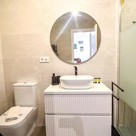 Oleholidays 606 Romana Playa Junto Al Mar Apartment *