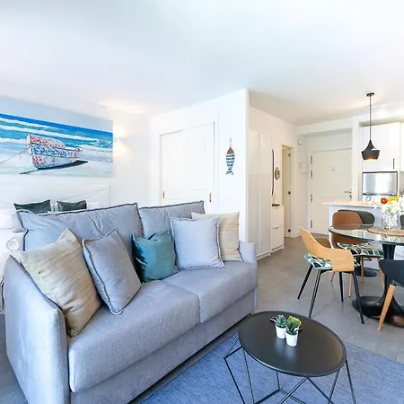 Oleholidays 606 Romana Playa Junto Al Mar شقة *