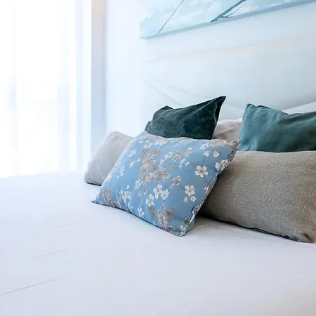 Oleholidays 606 Romana Playa Junto Al Mar شقة *